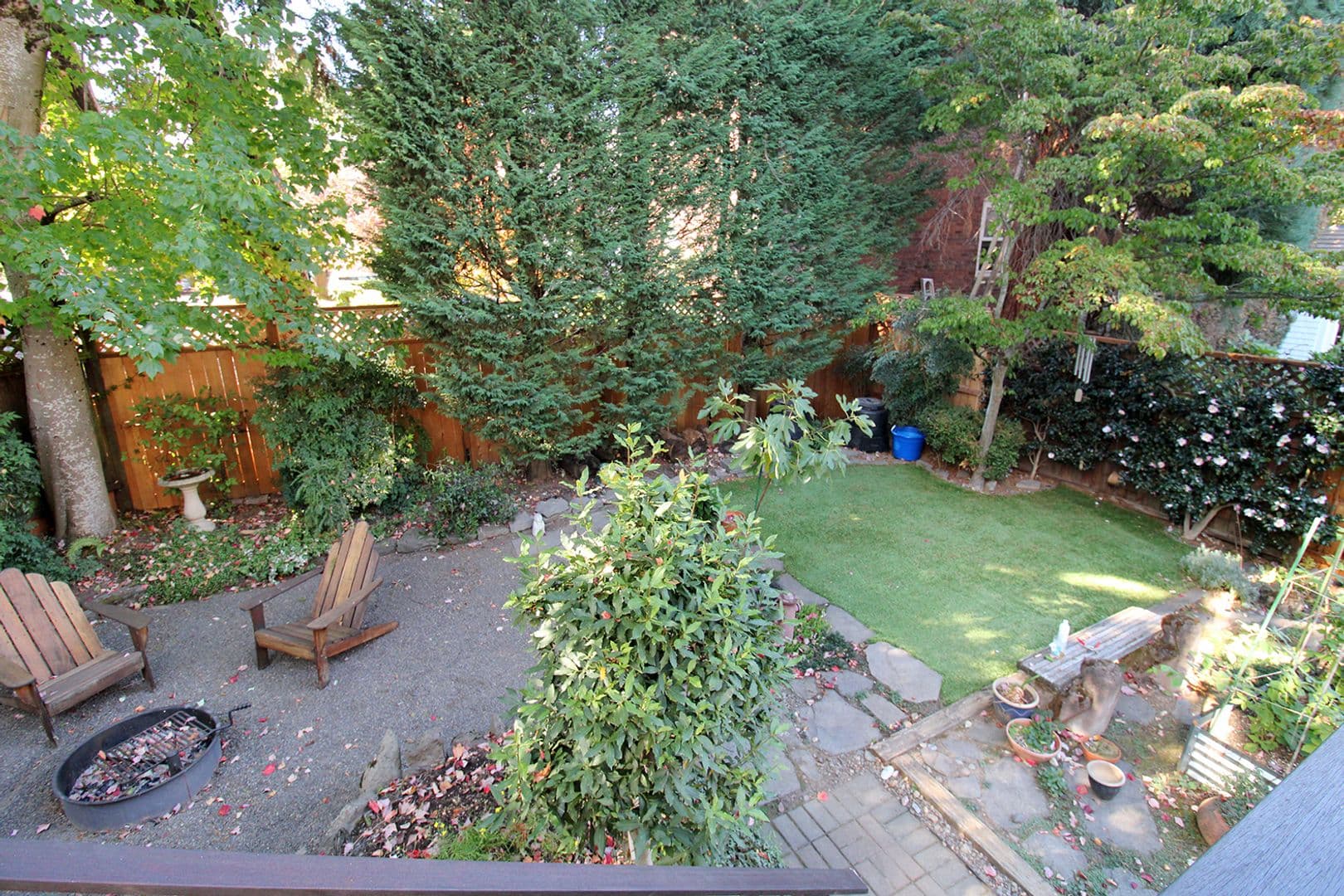 Portland Apartment: 1825 NW 24th Ave #A-B