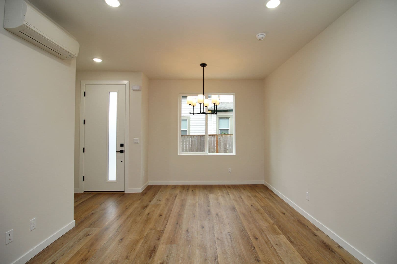 Portland Apartment: 5258-5264 NE 15th Ave