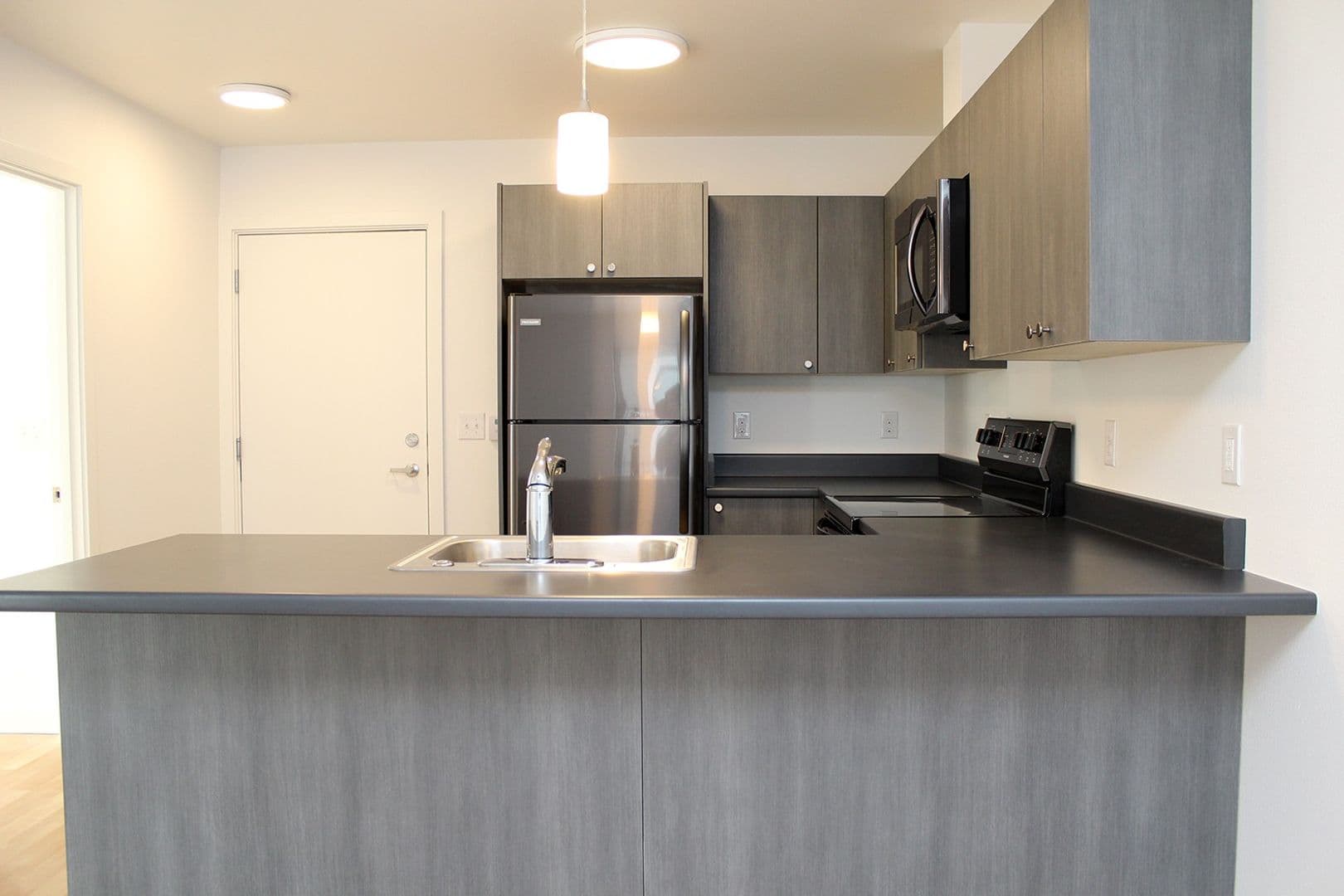 Portland Apartment: 6155 N Minnesota Ave - Bamboo Court II