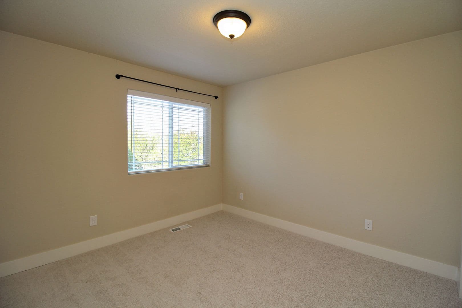 Sherwood House: 13490 SW Calabash Ter