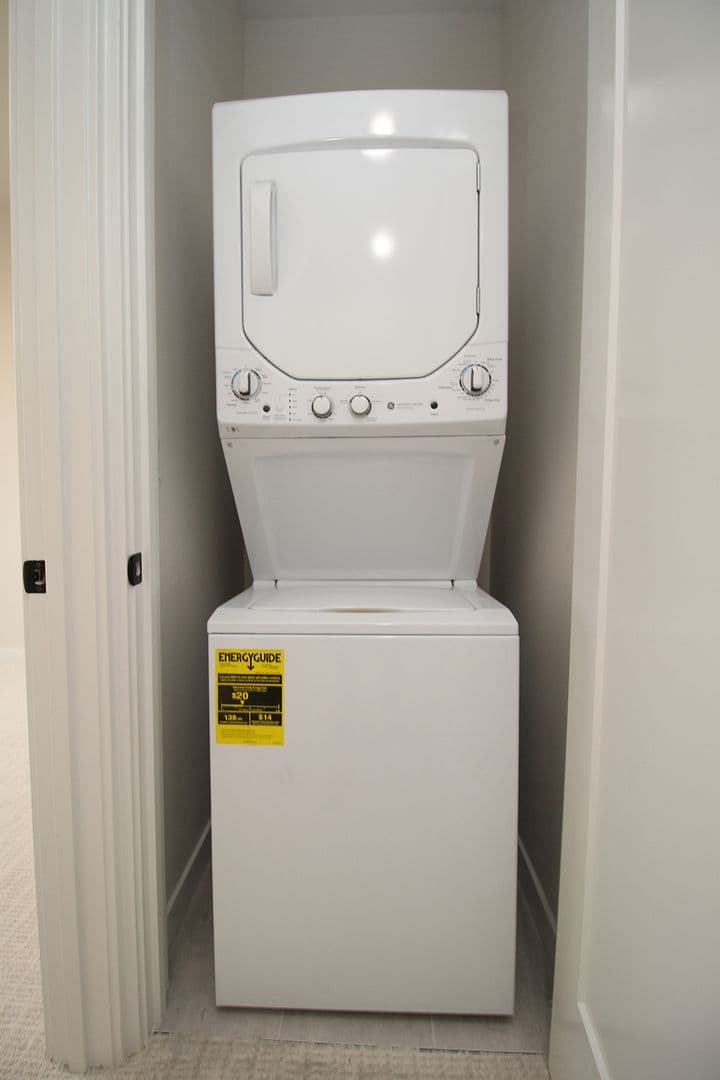 Portland Apartment: 5258-5264 NE 15th Ave