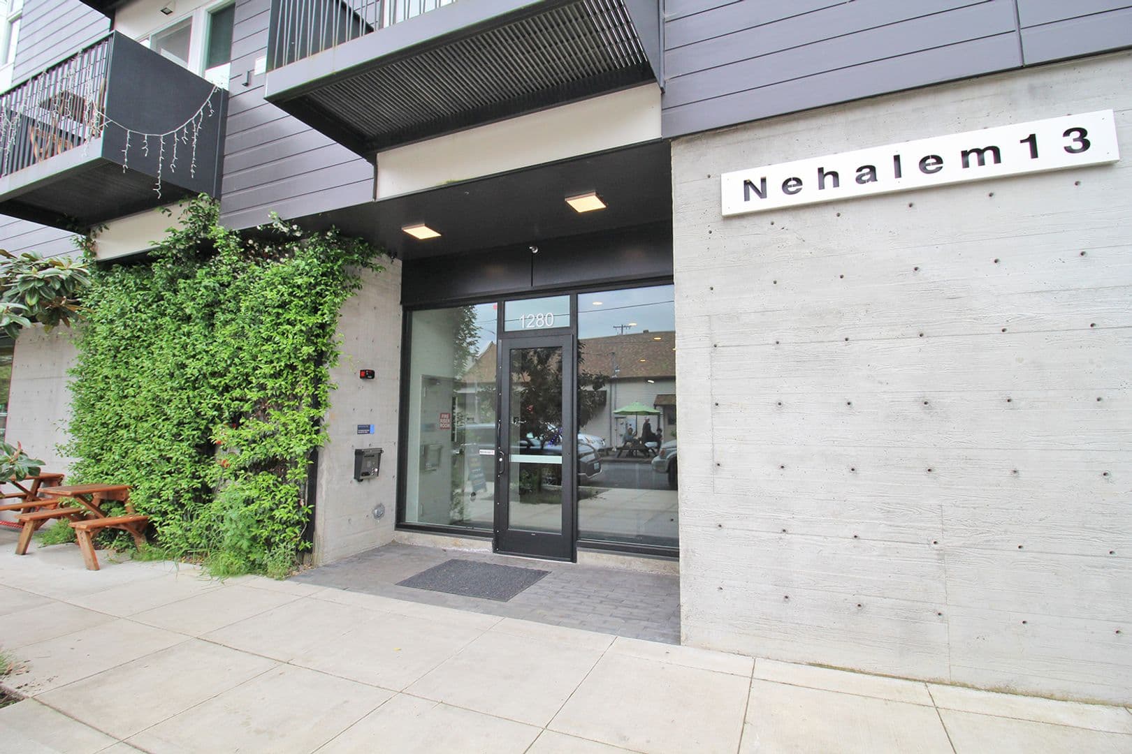 Portland Apartment: 1280 SE Nehalem St
