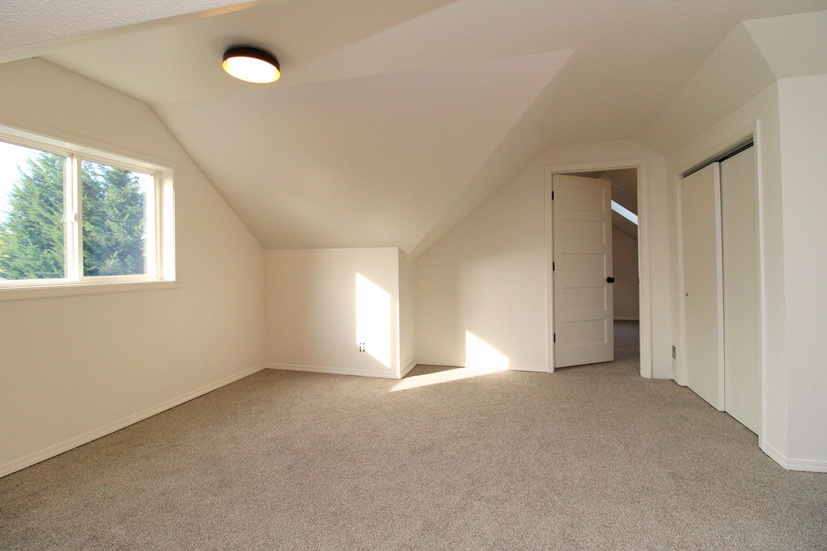 Portland House: 3604 SE Sherman St