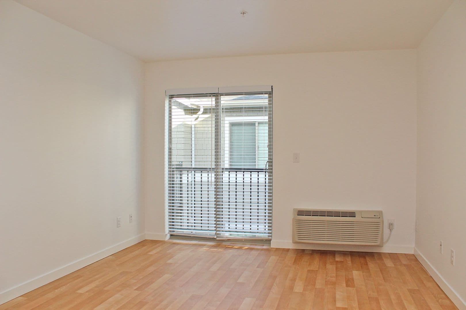 Portland Apartment: 6155 N Minnesota Ave - Bamboo Court II