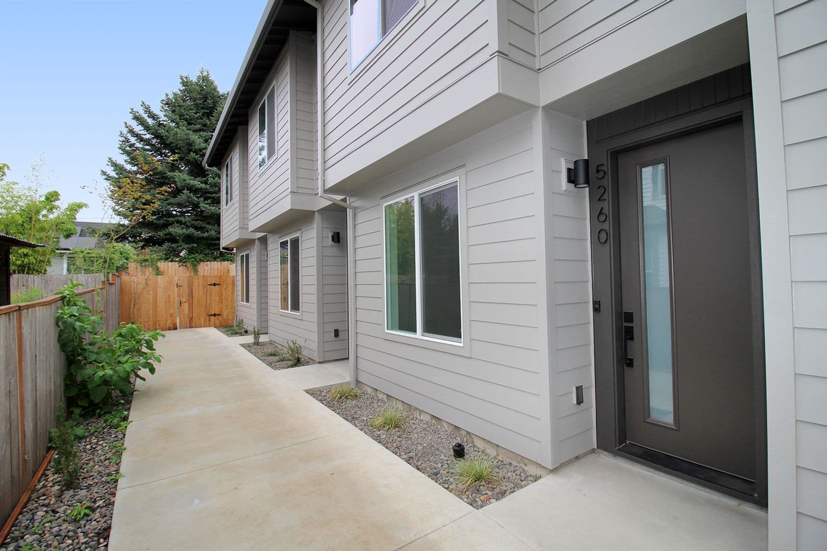 Portland Apartment: 5258-5264 NE 15th Ave