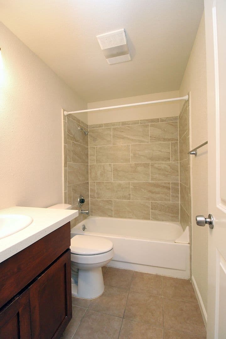 Portland Apartment: 5123-5125 NE Killingsworth St