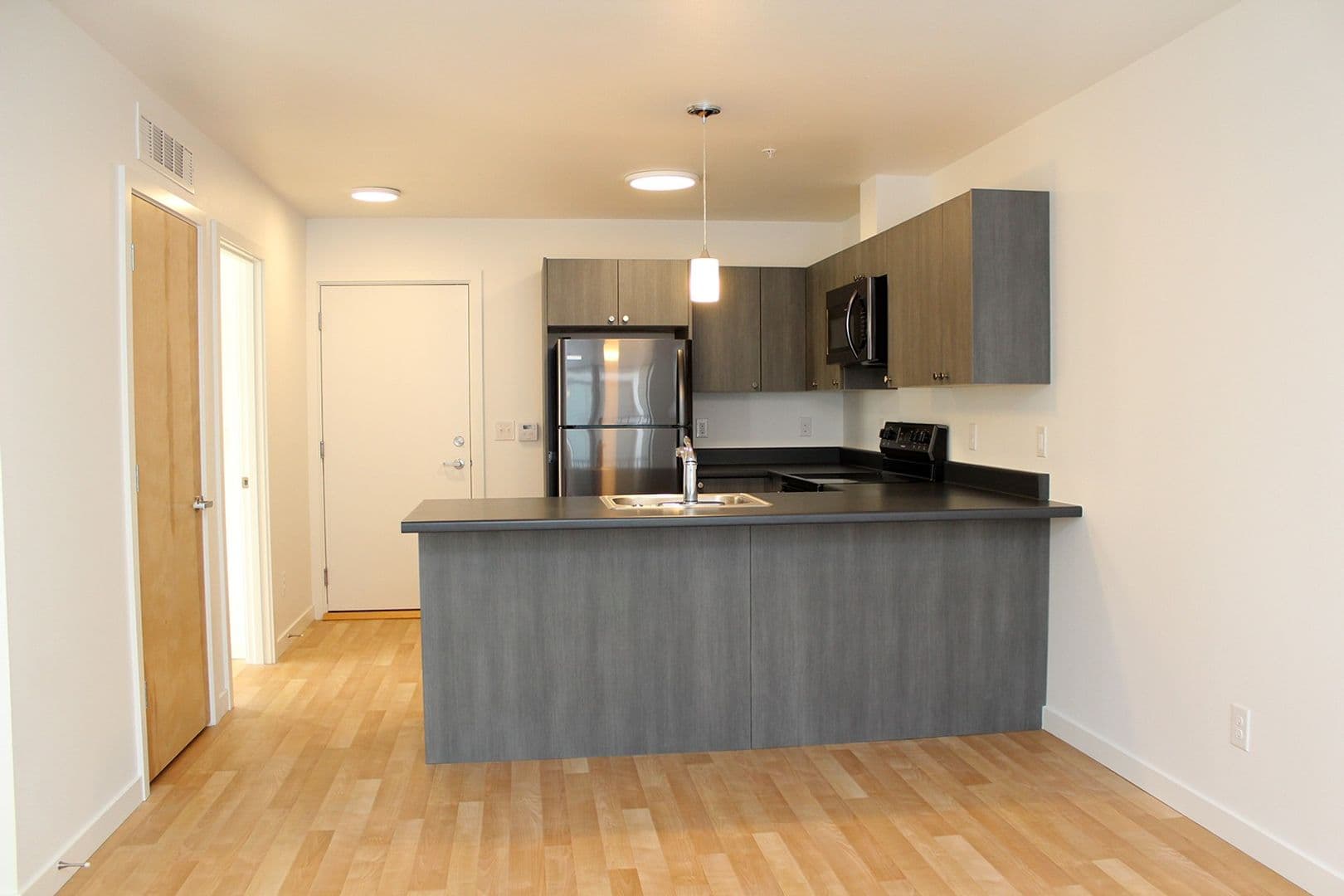 Portland Apartment: 6155 N Minnesota Ave - Bamboo Court II