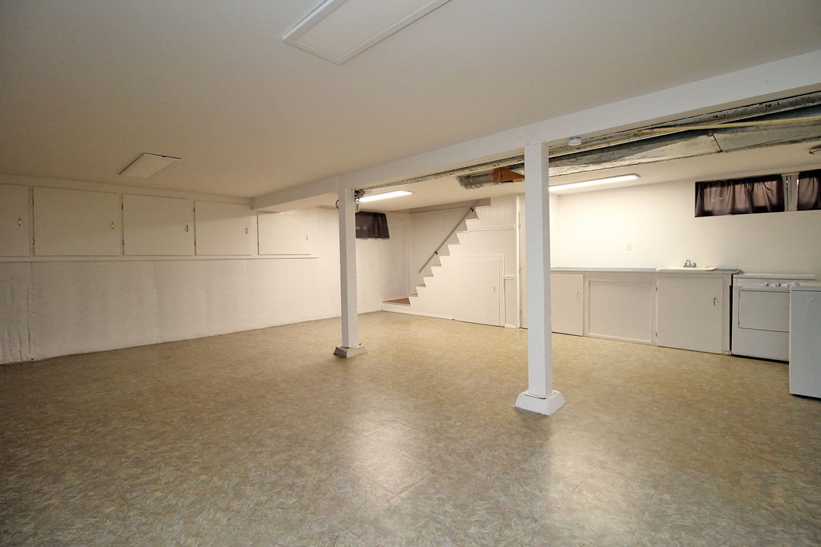 Portland House: 4429 SE Raymond St
