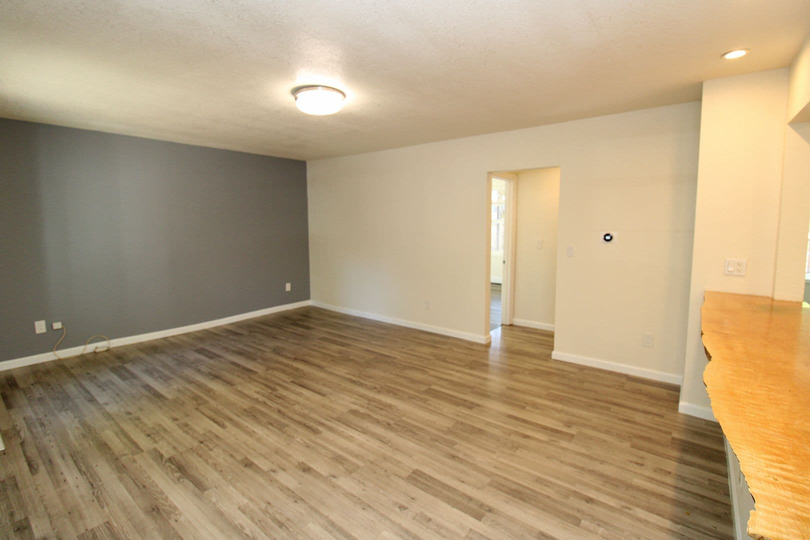 Portland House: 4419 N Albina Ave
