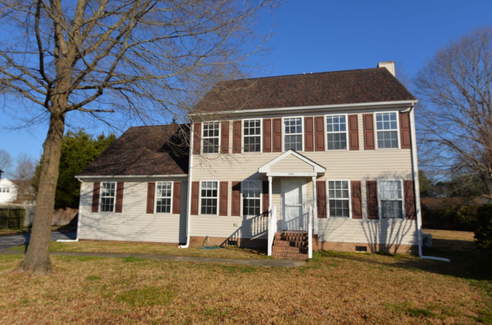 VIRGINIA BEACH House: 1701 SEATON DR
