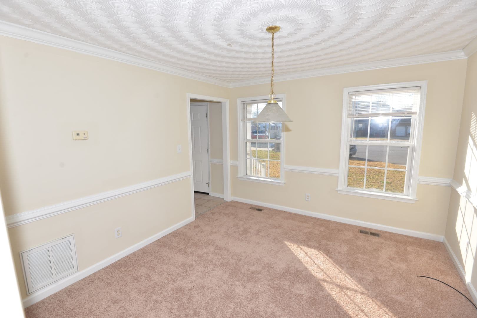 VIRGINIA BEACH House: 1701 SEATON DR