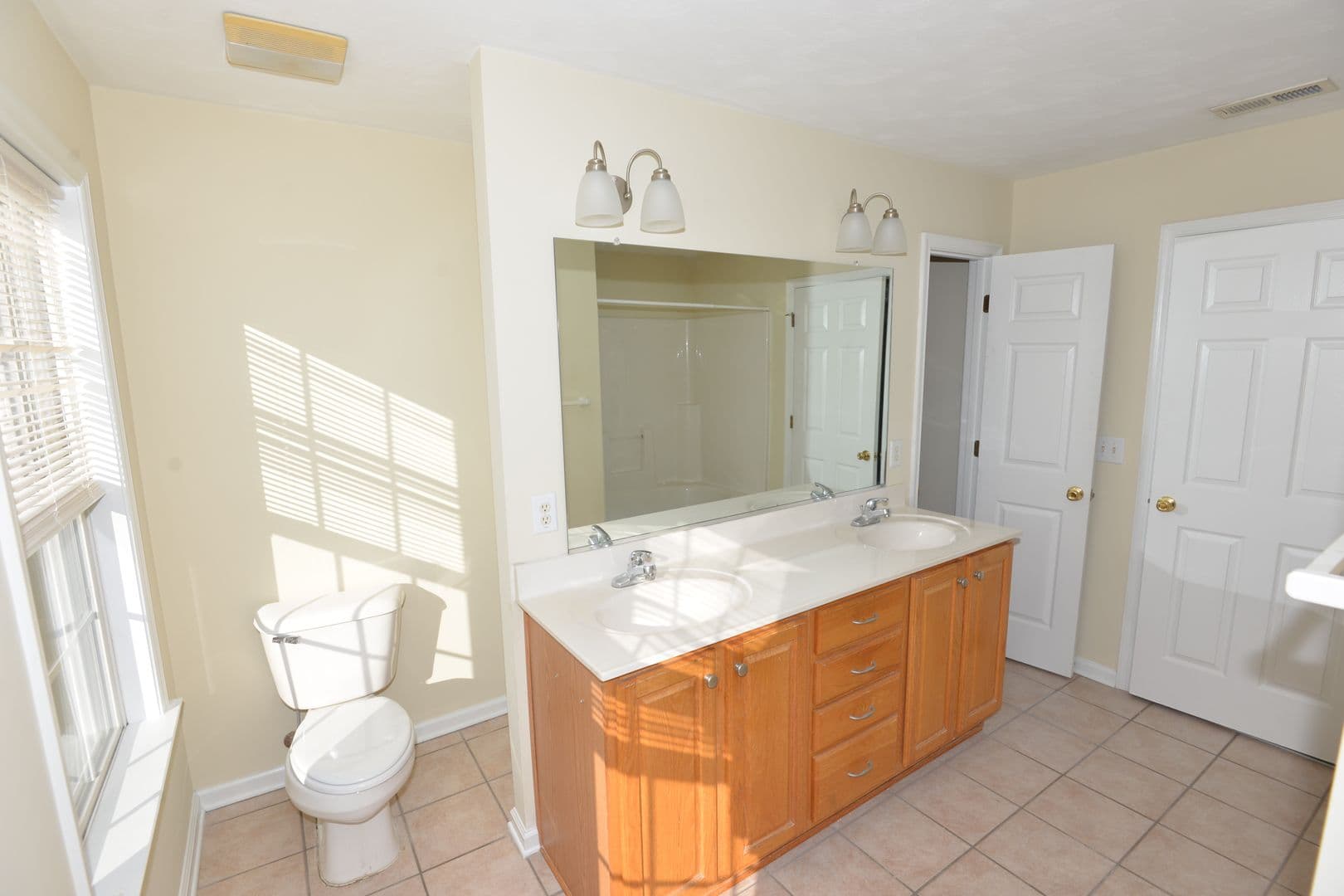 VIRGINIA BEACH House: 1701 SEATON DR