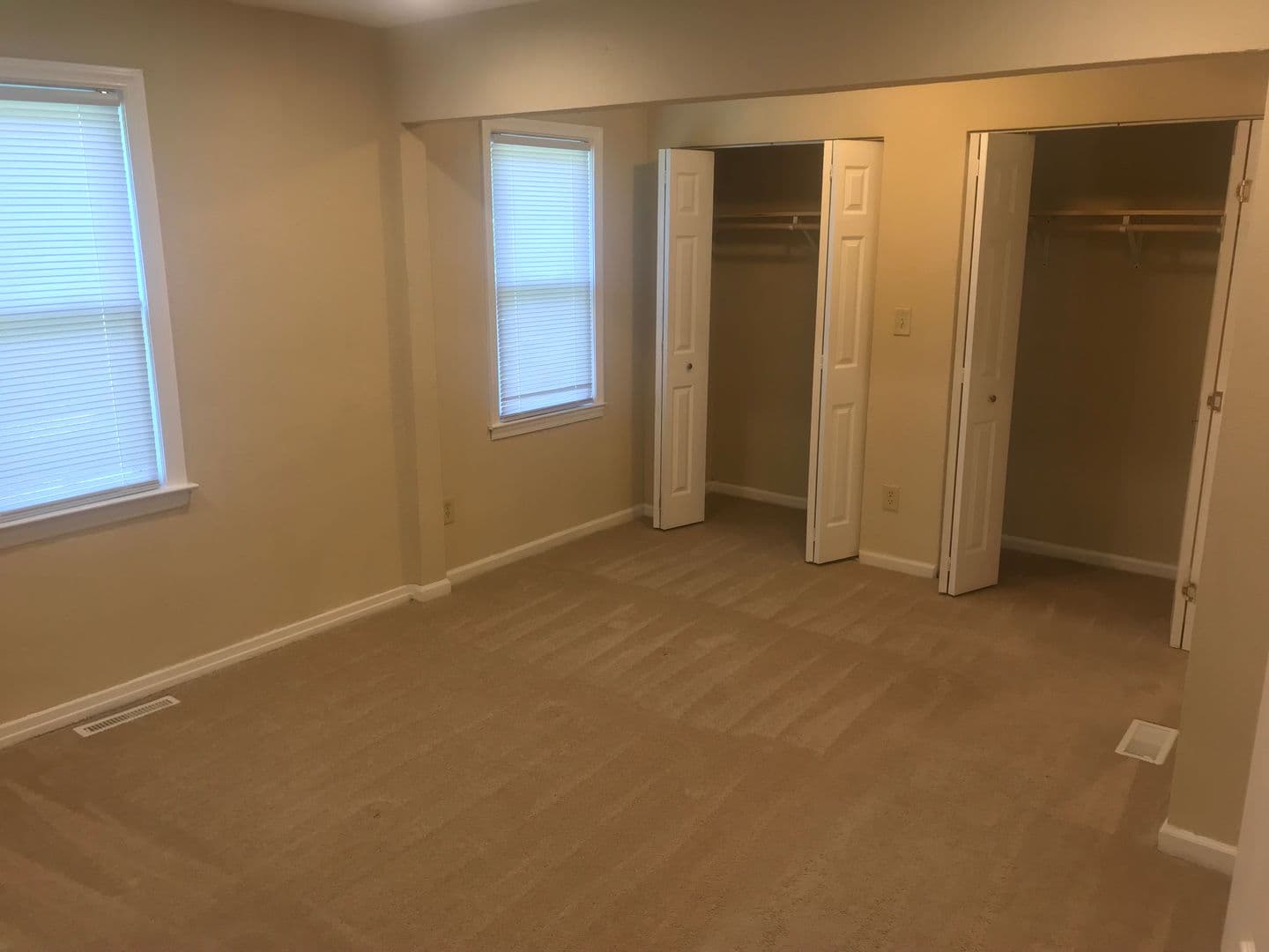 NORFOLK House: 3480 E. BONNER DRIVE