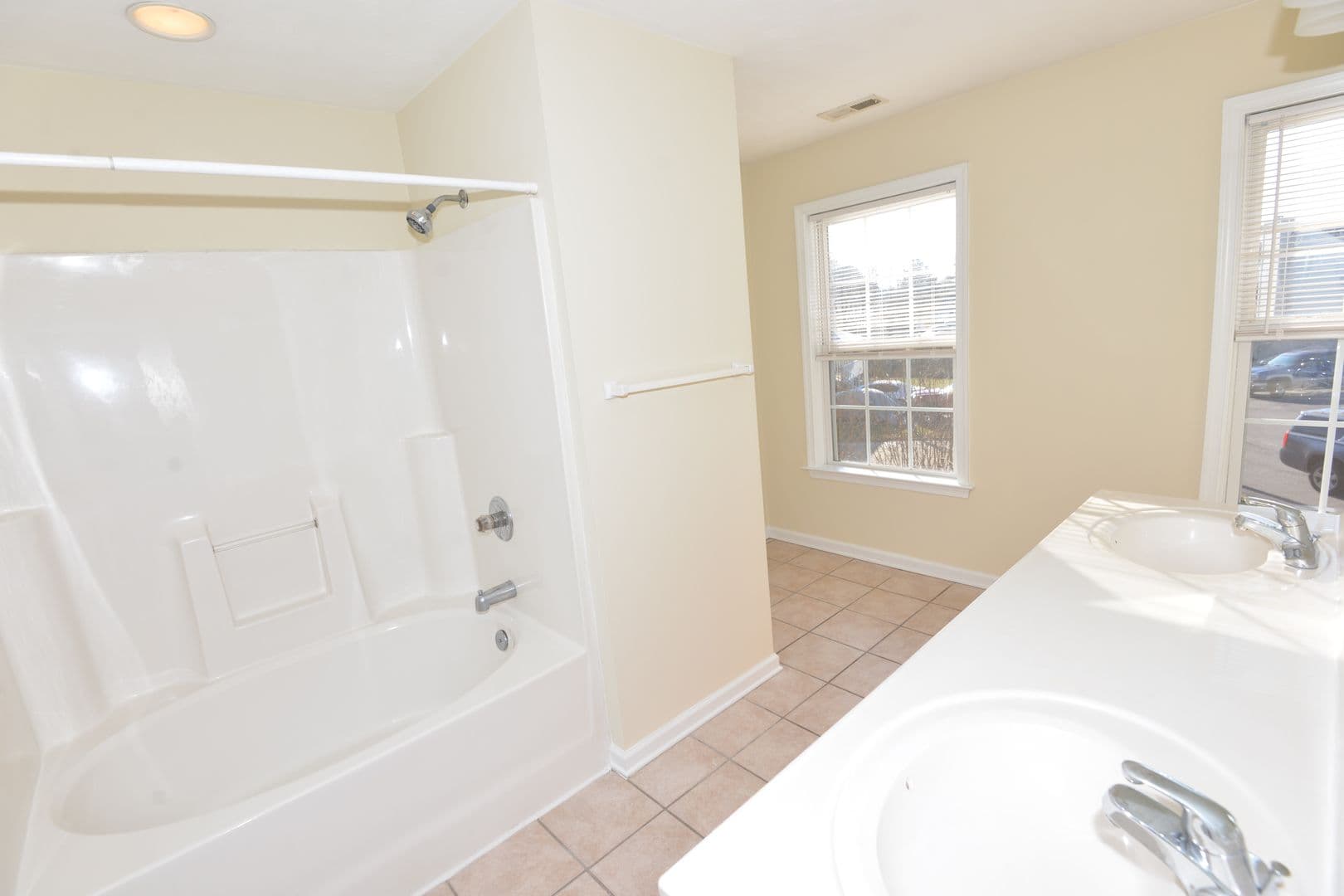 VIRGINIA BEACH House: 1701 SEATON DR