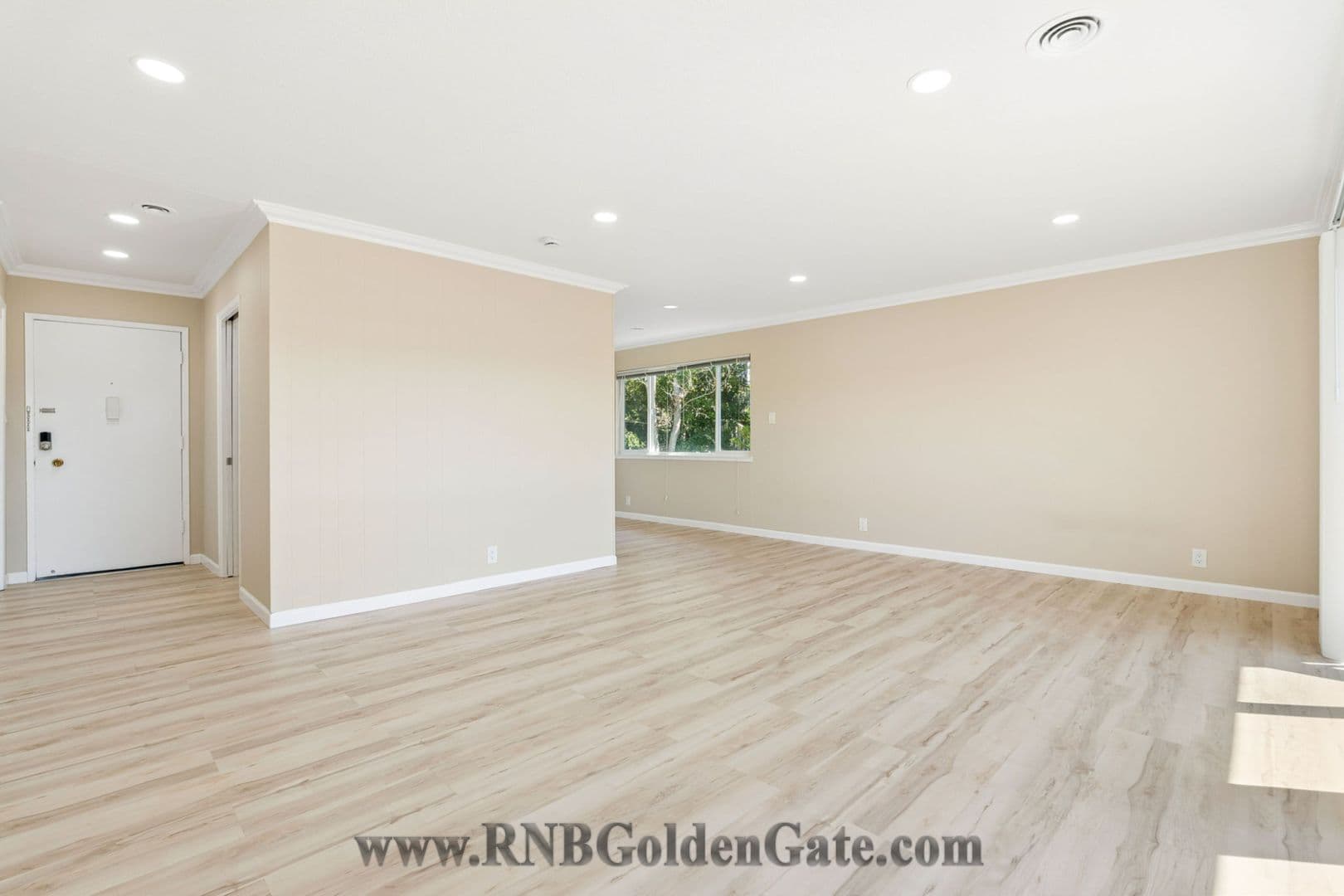Tiburon Apartment: 26 Circle Drive