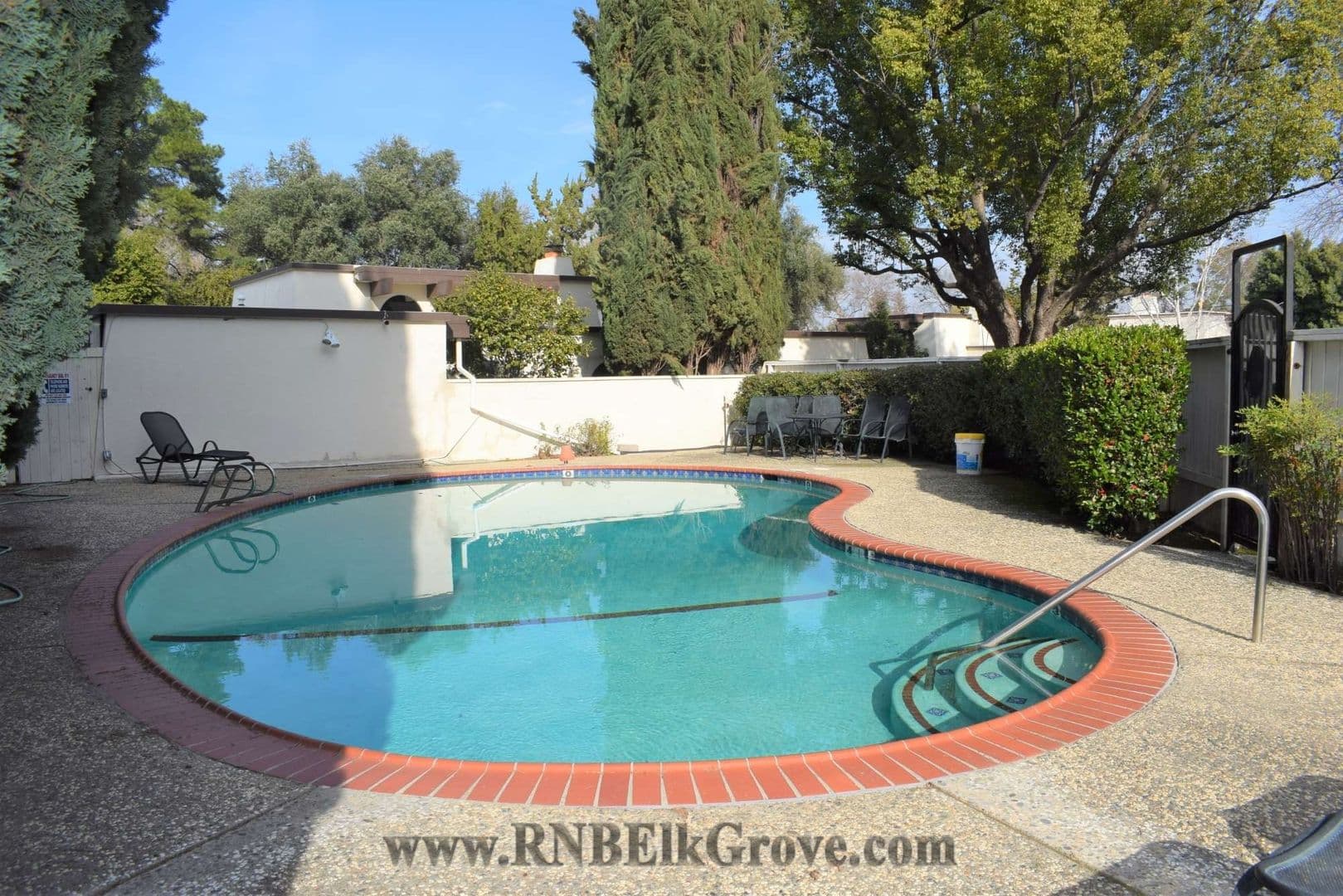Sacramento House: 1160 Silver Lake Drive