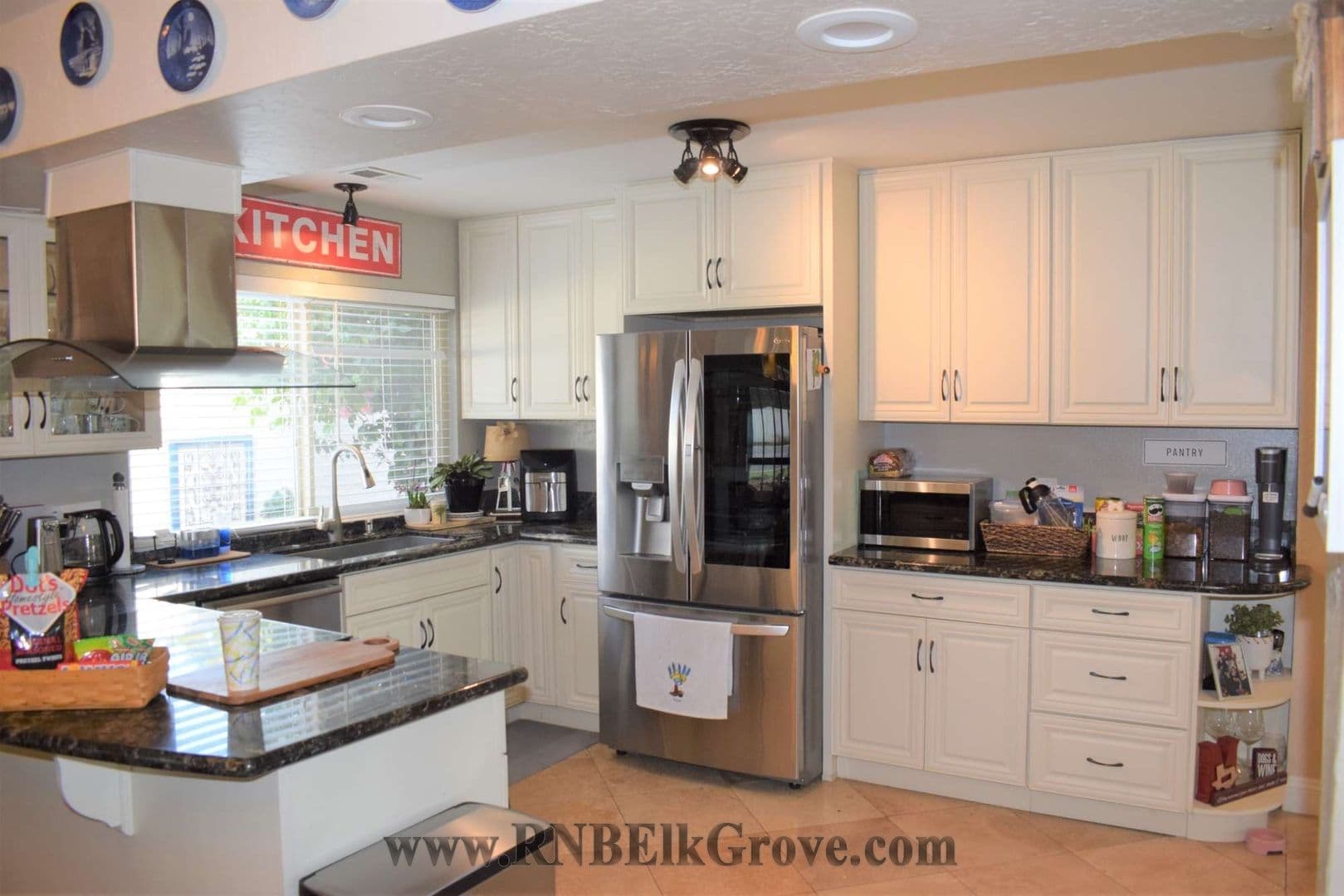 Sacramento House: 1160 Silver Lake Drive