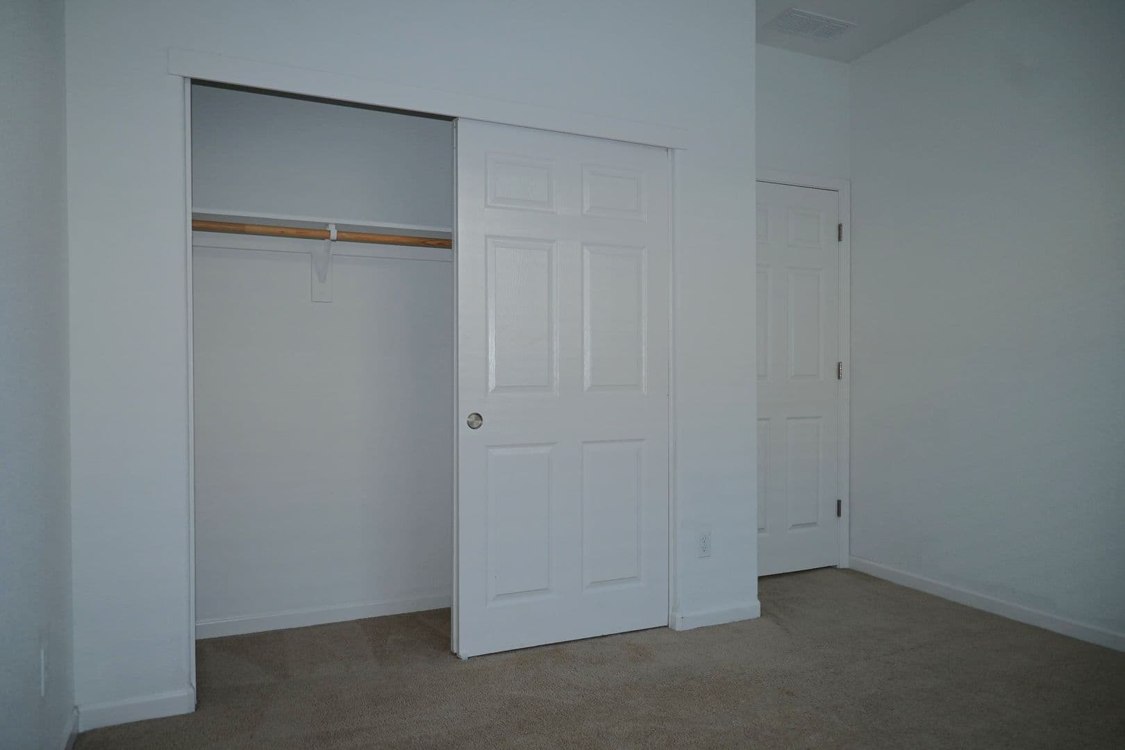 Elk Grove House: 10100 Robert Watkins Way