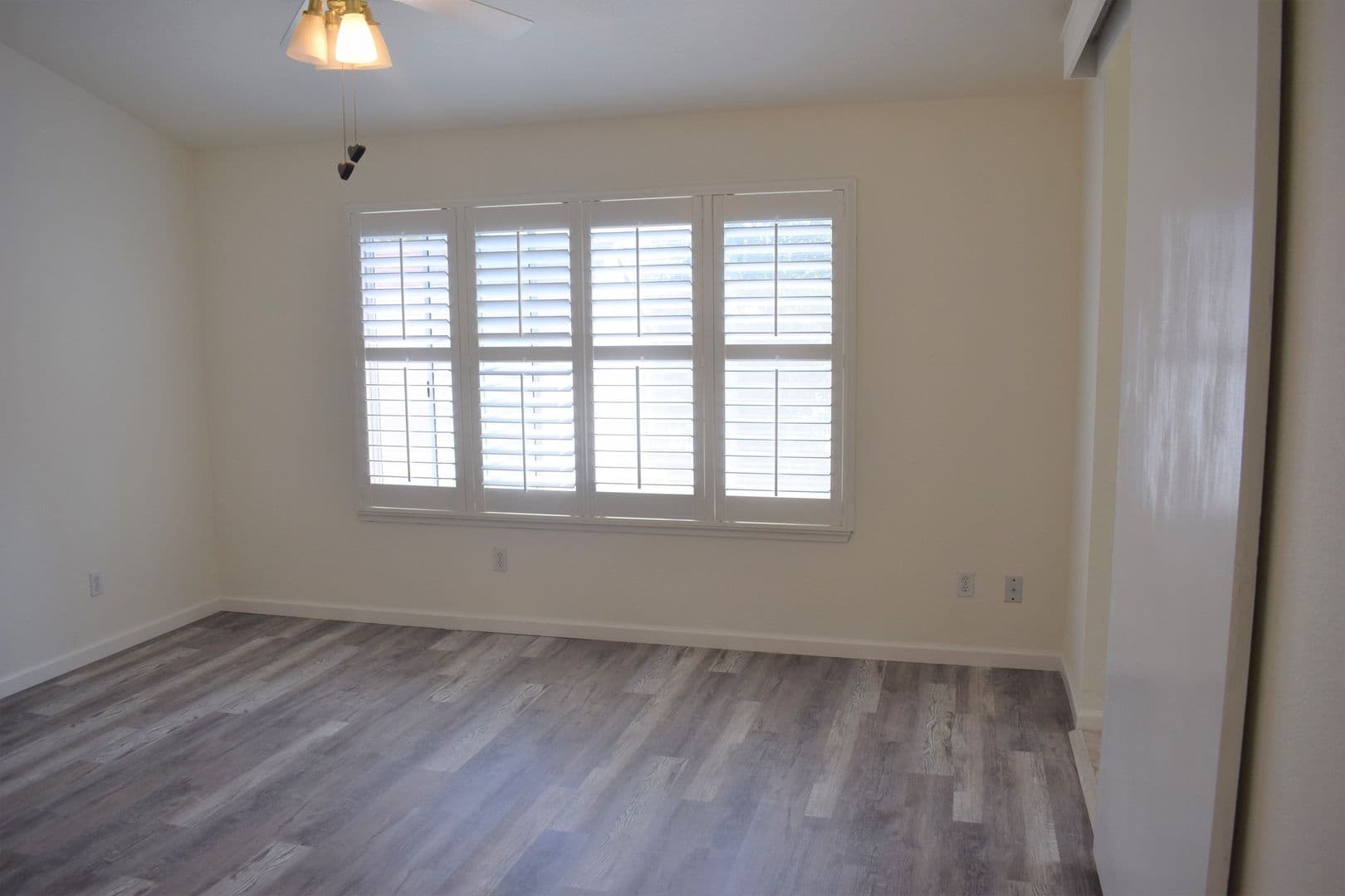 Elk Grove House: 9456 Cedarview Way