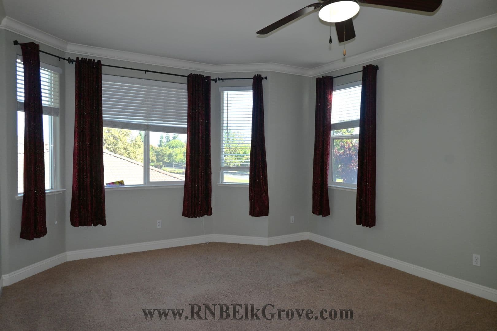 Elk Grove House: 6917 Riqueza Court