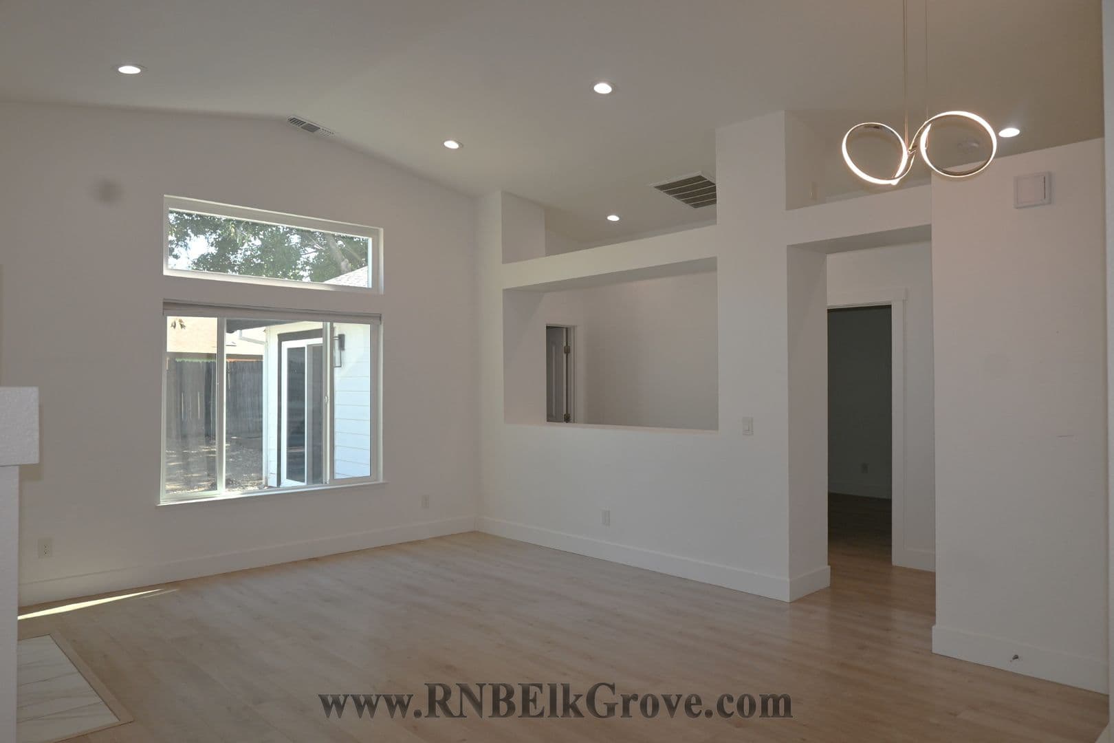 Sacramento House: 5540 Calvine Road