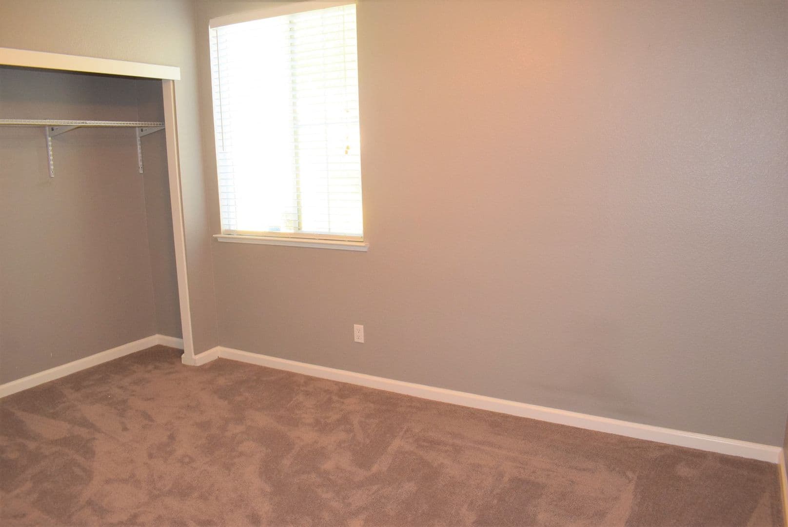 Elk Grove House: 9296 Trout Way