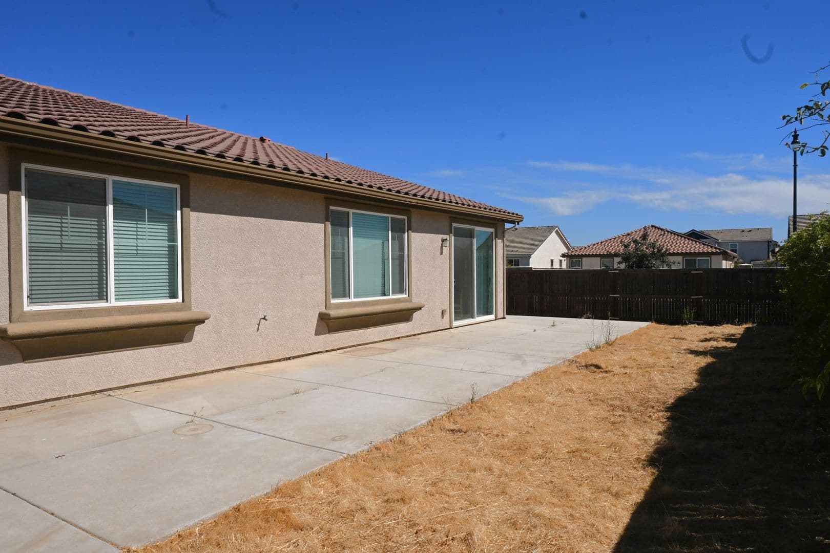 Elk Grove House: 10100 Robert Watkins Way