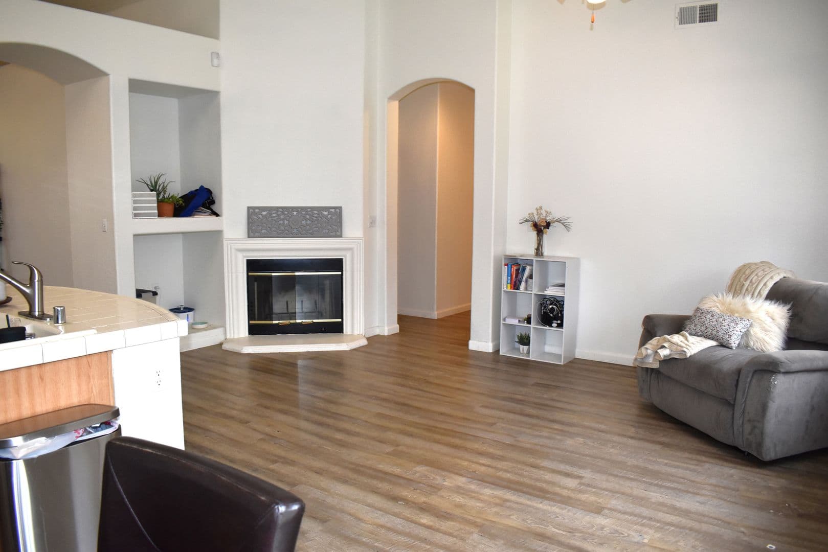 Elk Grove House: 7836 Calzada Way