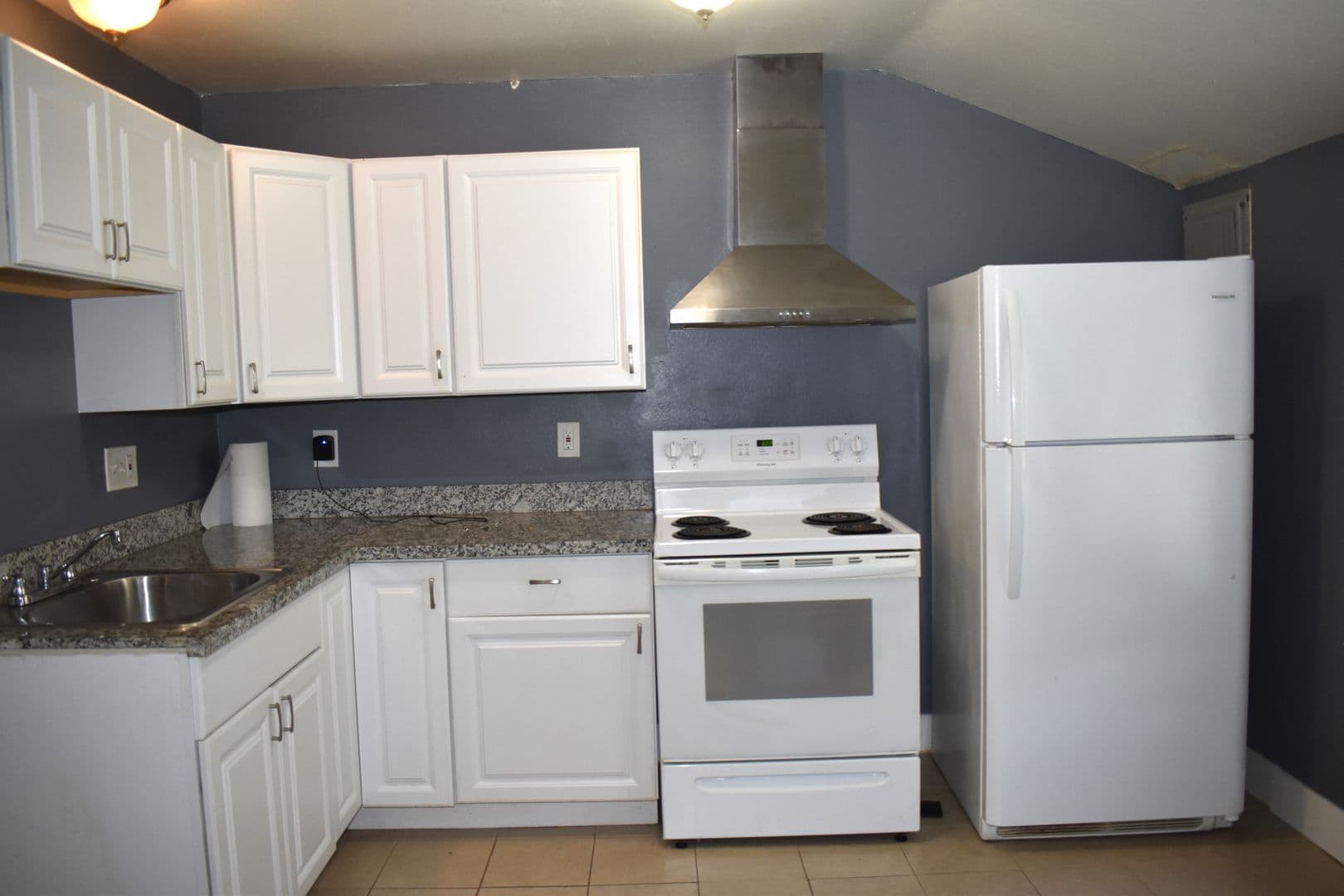 Sacramento House: 3996 Sierra Vista Avenue Unit 1/2