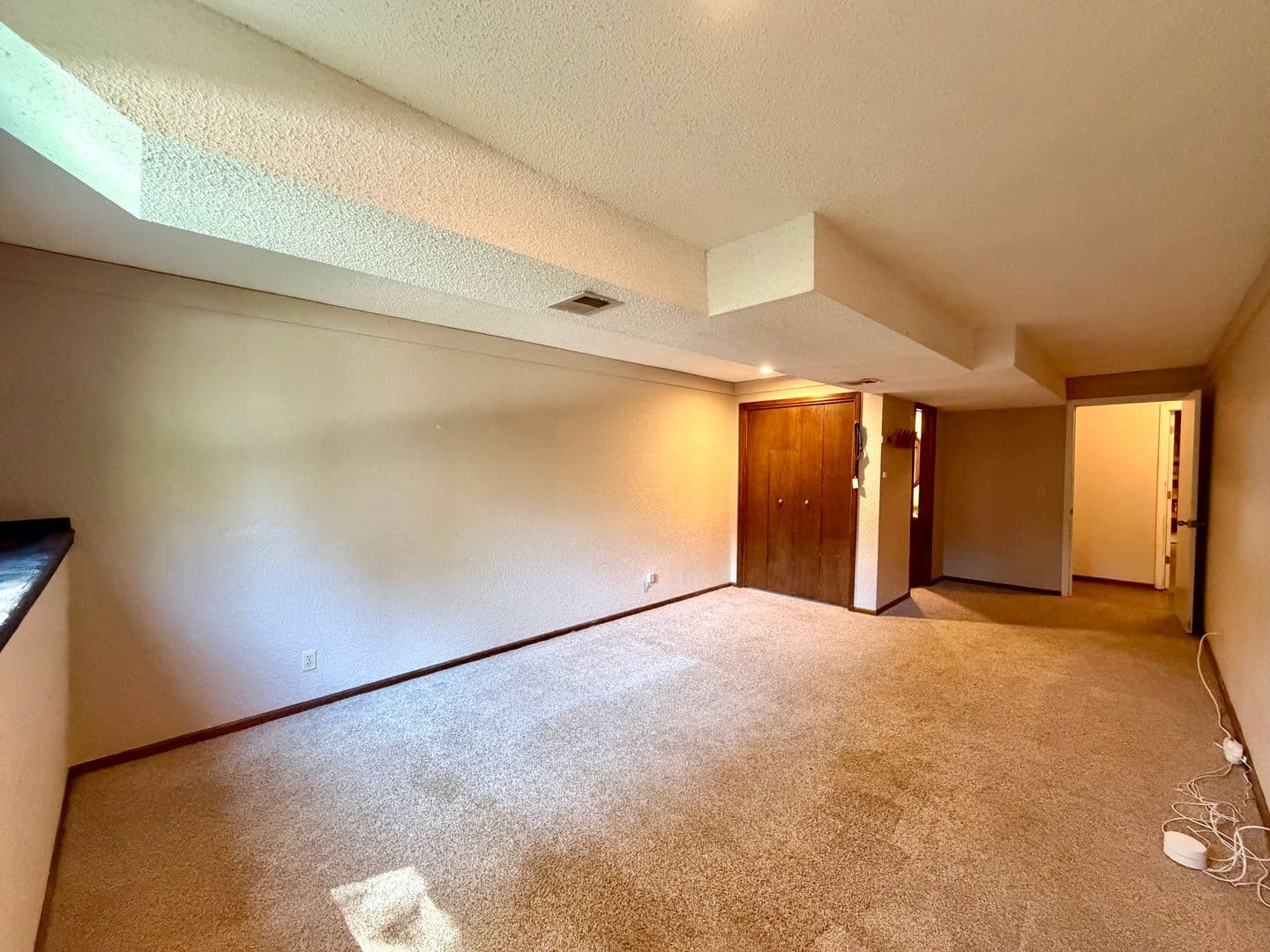 Lenexa House: 8238 Parkhill Circle