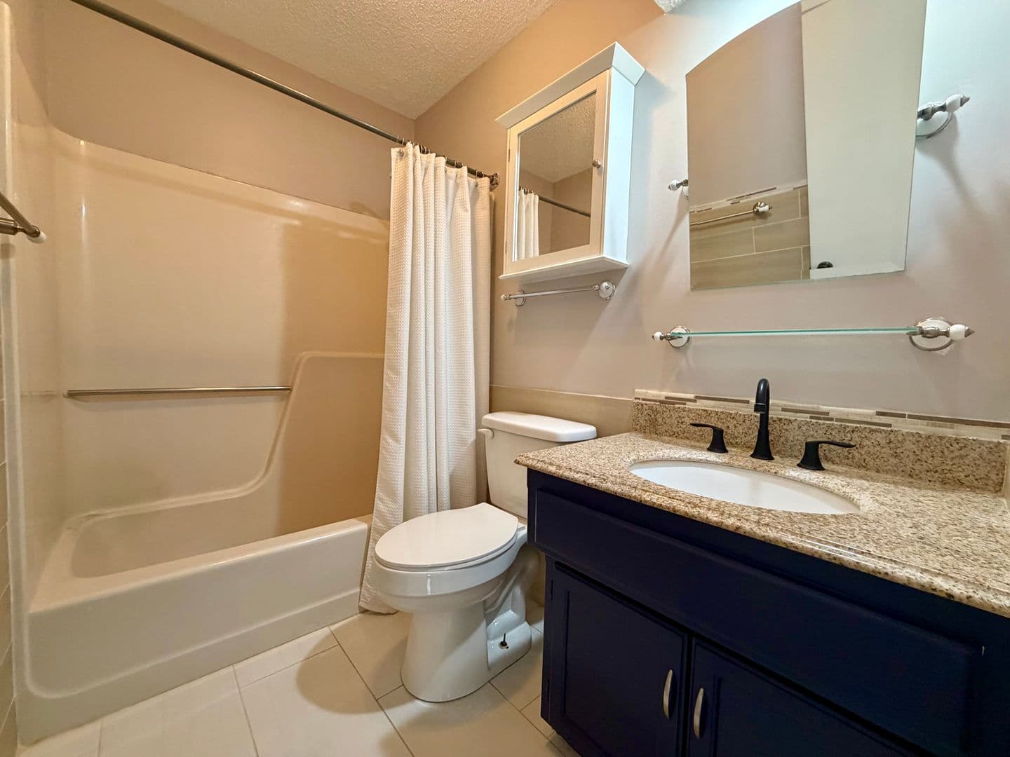 Overland Park House: 10639 W 115th Street