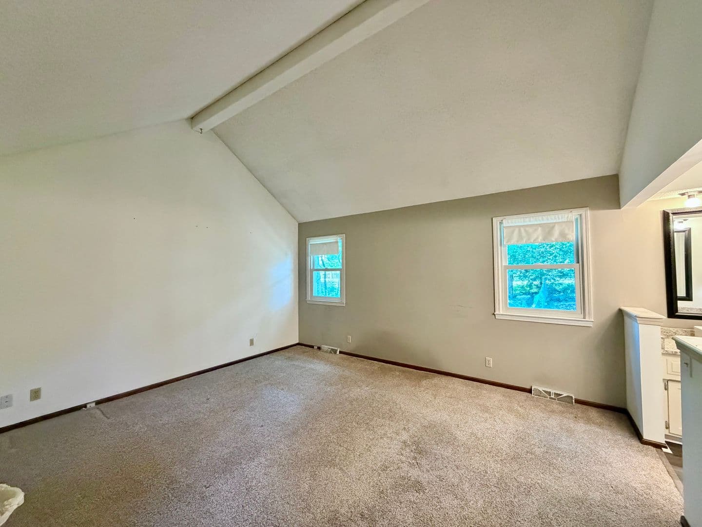 Lenexa House: 8238 Parkhill Circle
