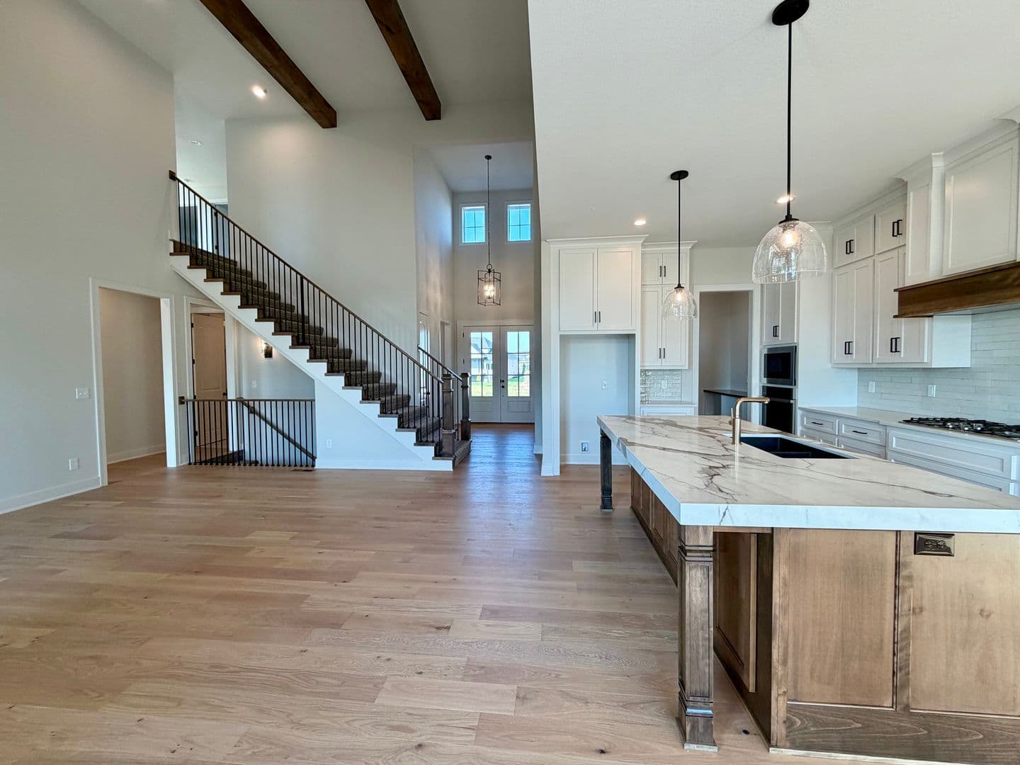 Overland Park House: 17621 Carter Street