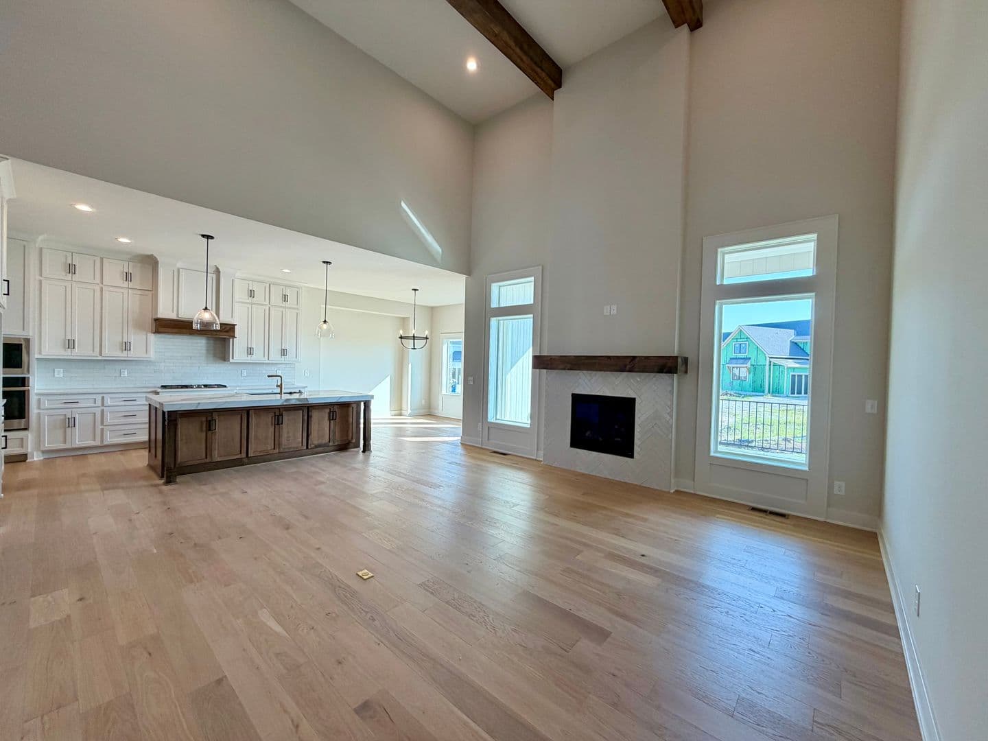 Overland Park House: 17621 Carter Street