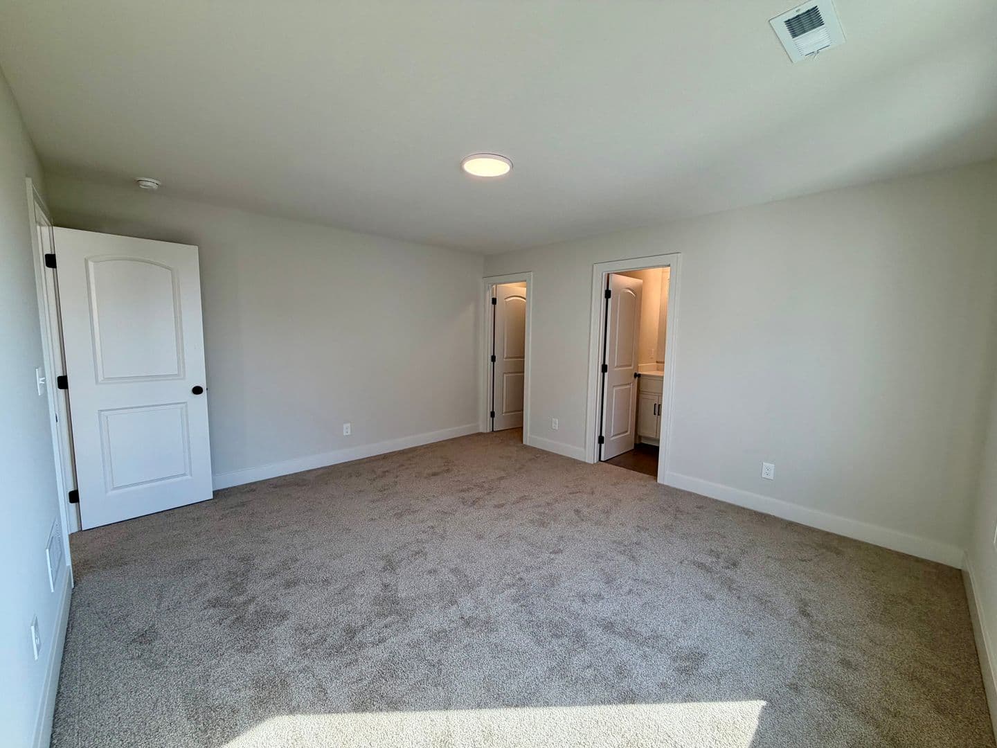 Overland Park House: 17621 Carter Street