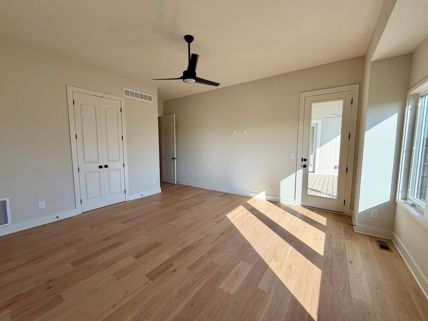 Overland Park House: 17621 Carter Street