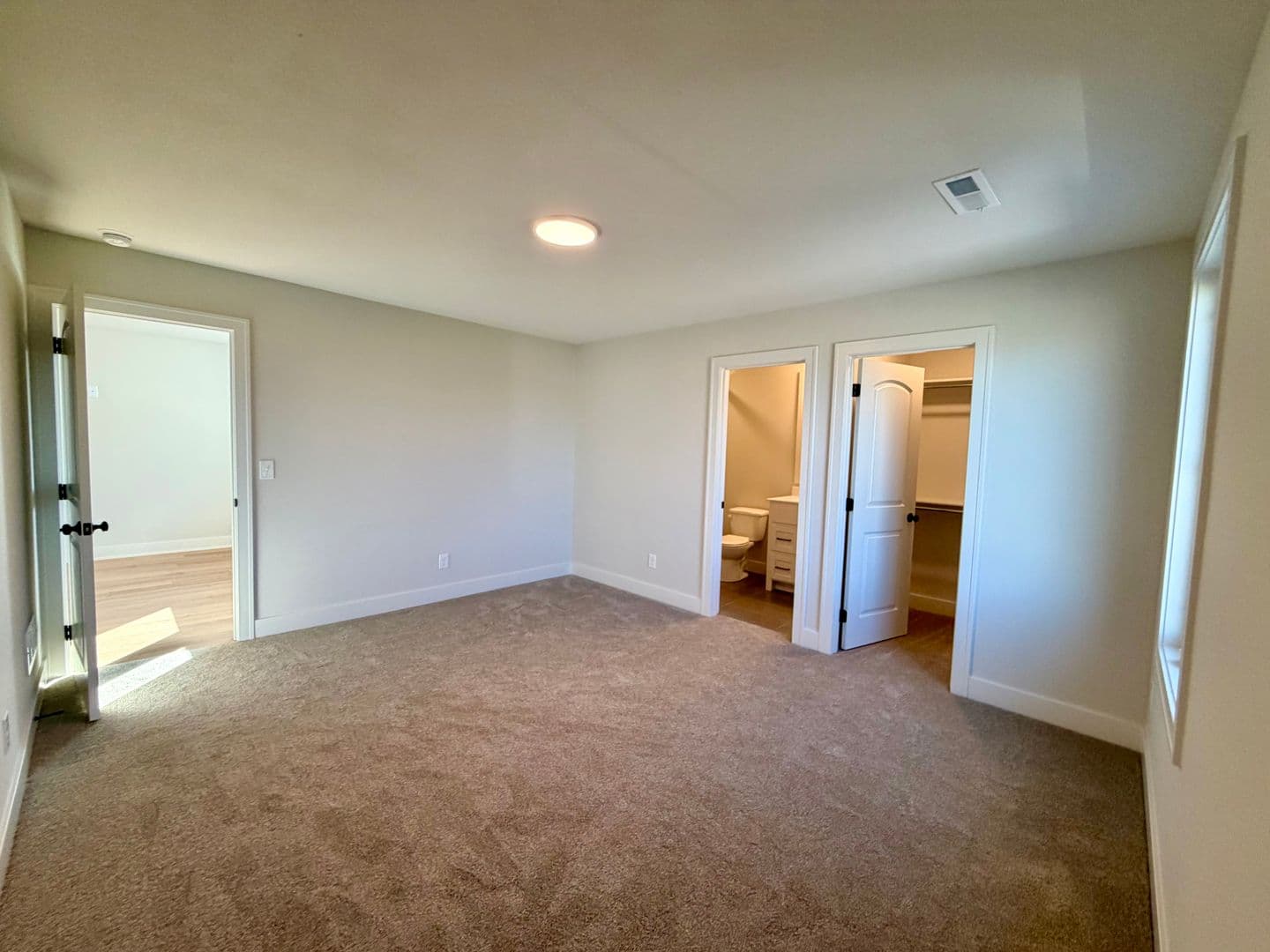 Overland Park House: 17621 Carter Street