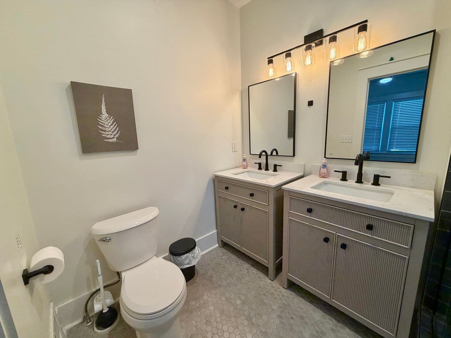 Overland Park House: 8201 W 80th Street