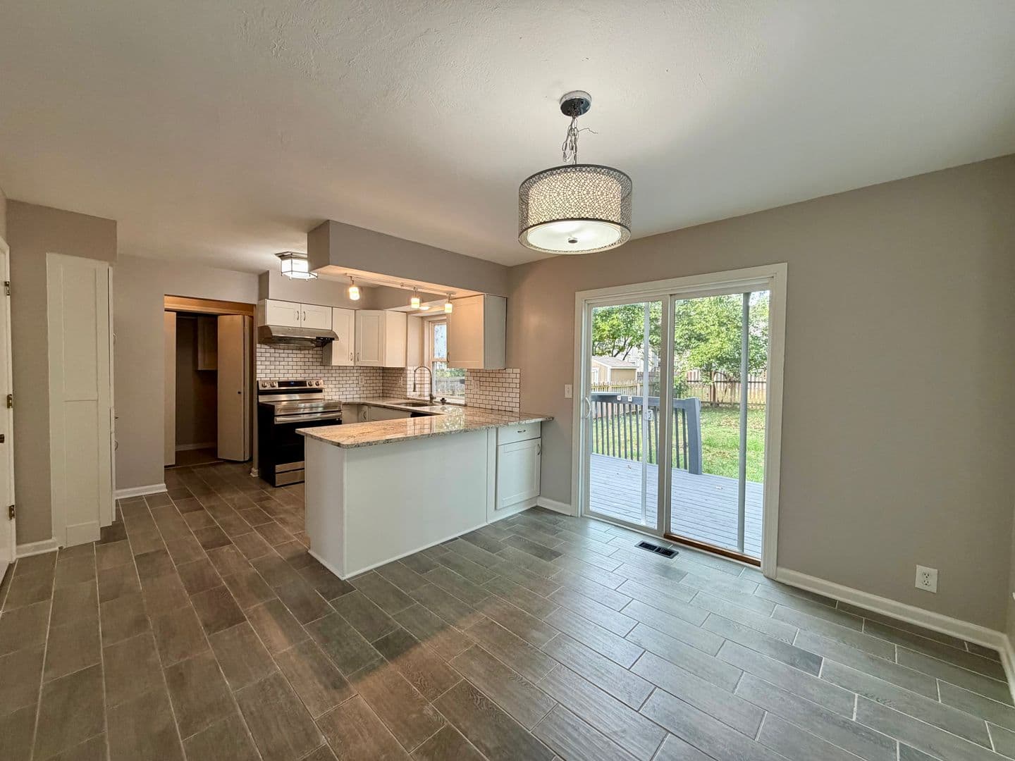 Overland Park House: 10639 W 115th Street