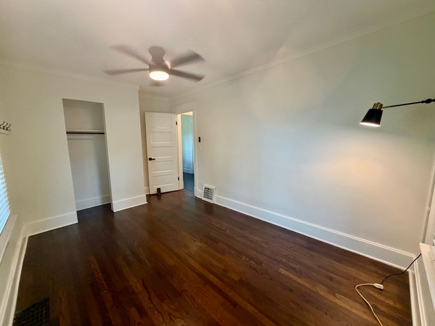 Overland Park House: 8201 W 80th Street