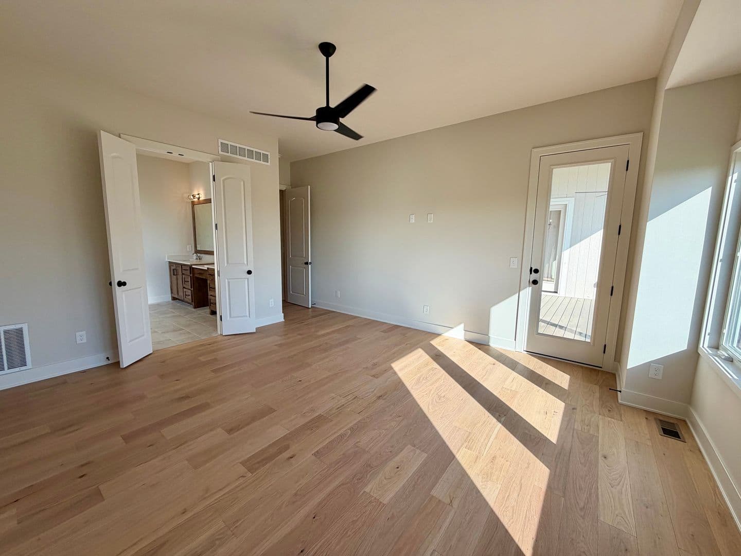 Overland Park House: 17621 Carter Street