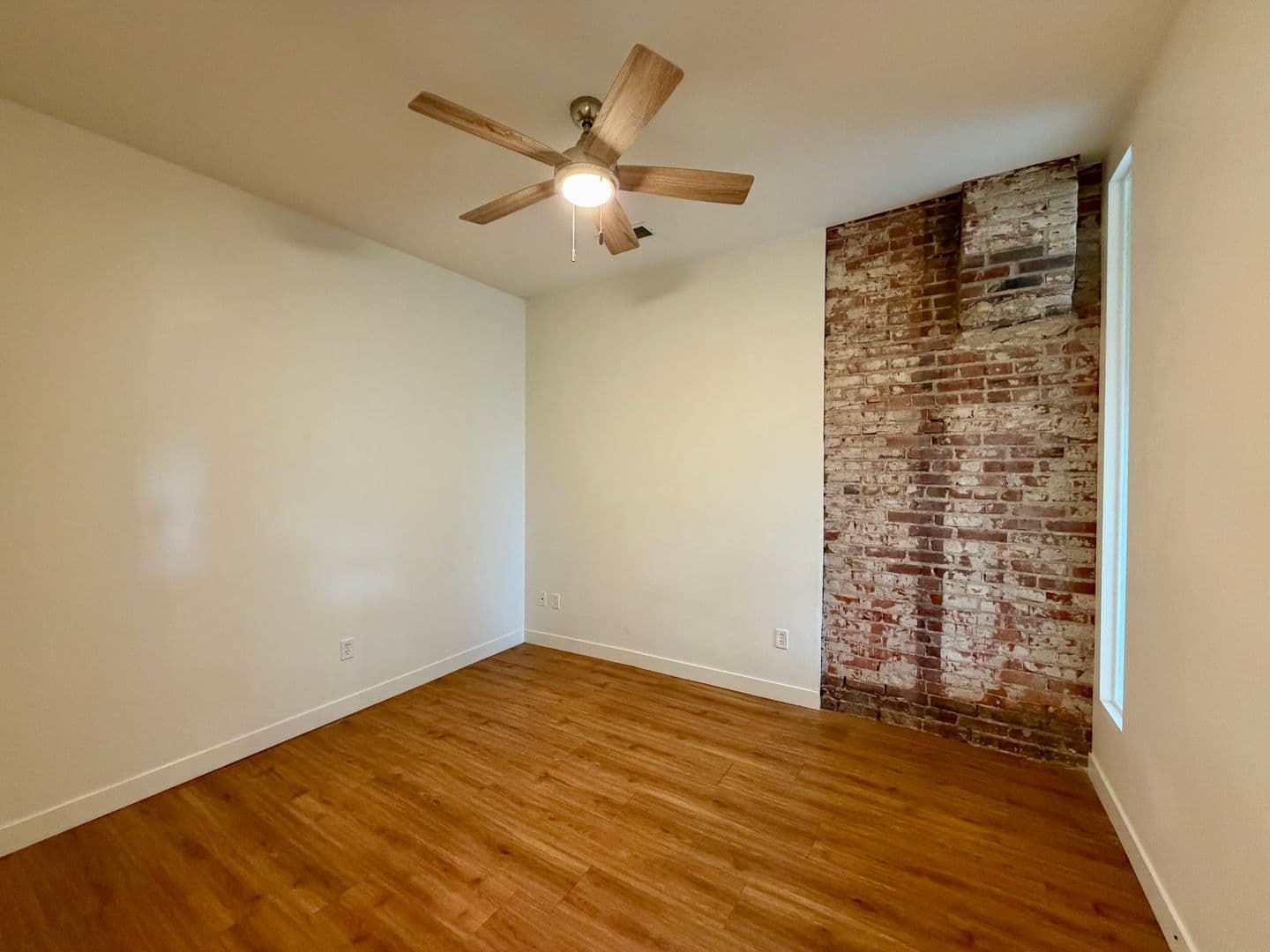 Kansas City House: 2201 Lexington Ave