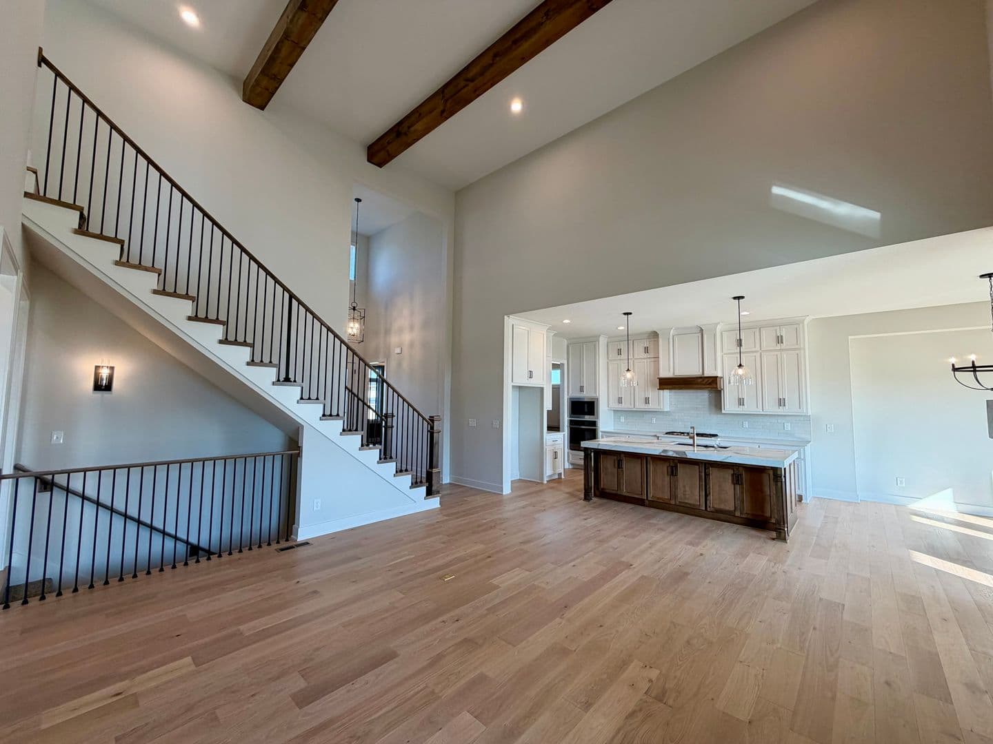 Overland Park House: 17621 Carter Street