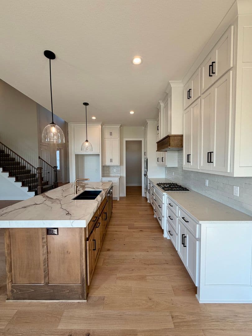 Overland Park House: 17621 Carter Street
