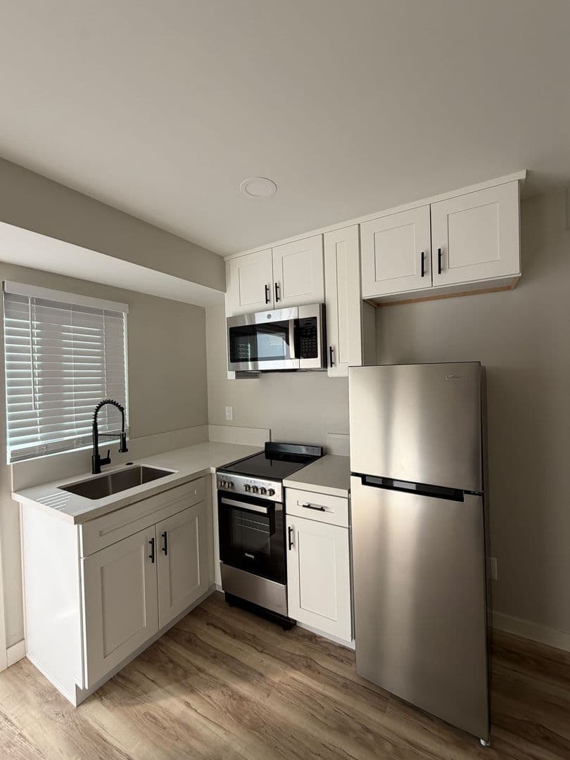 San Diego Apartment: 3513-3533 1st Ave