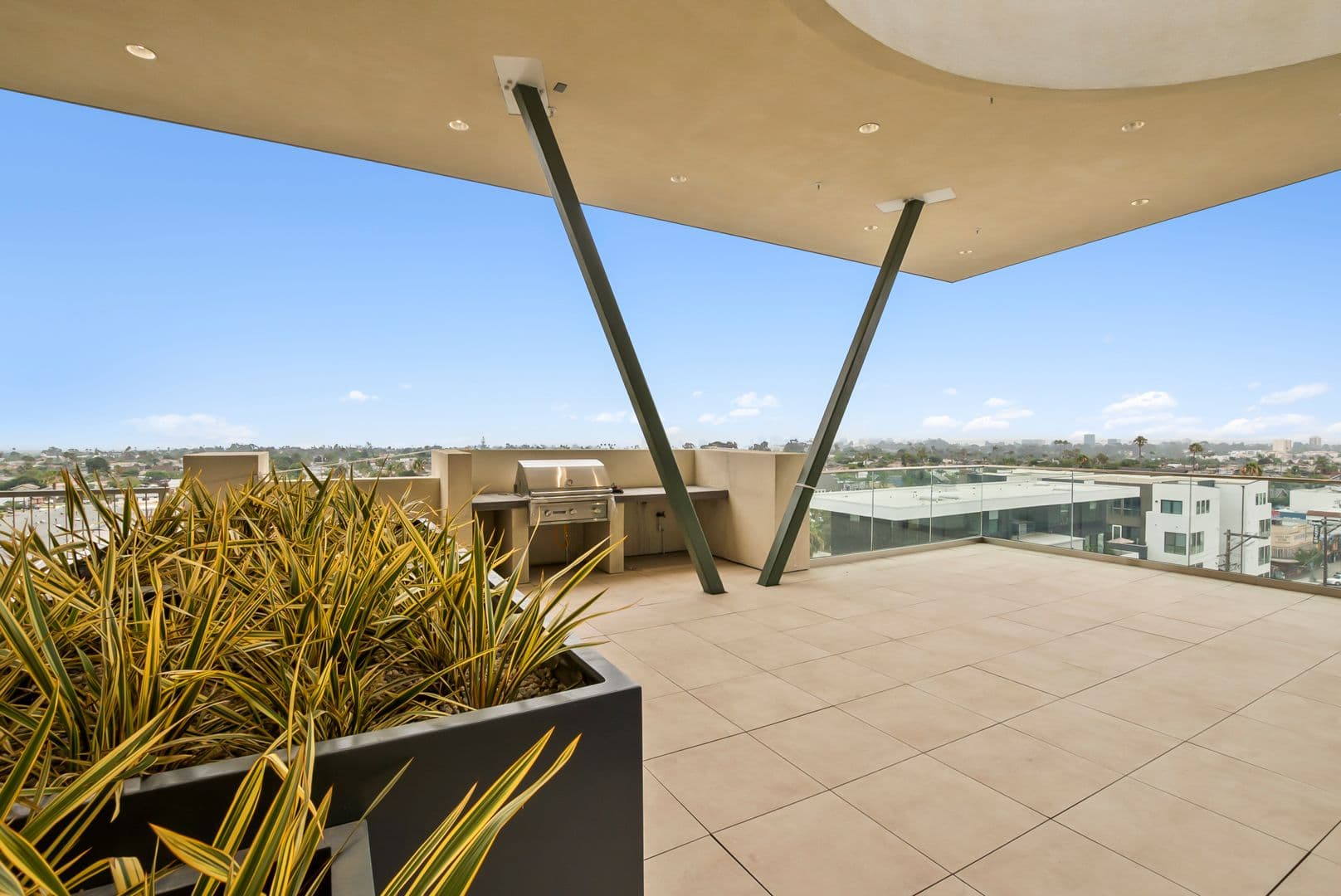 San Diego Apartment: 3066 North Park Way