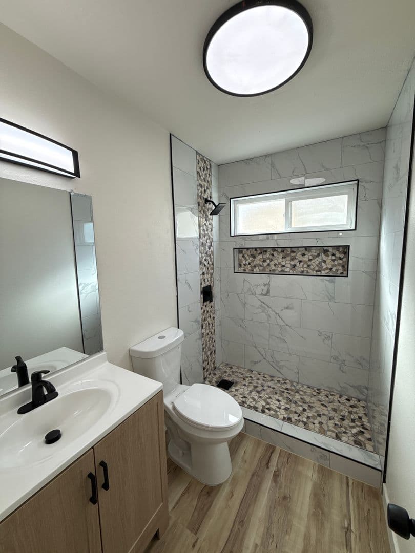 San Diego Apartment: 4605 Voltaire Street