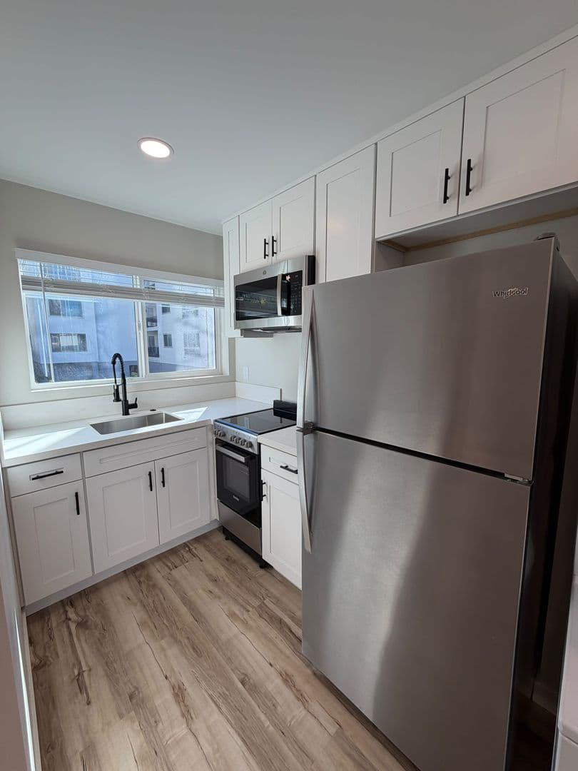 San Diego Apartment: 3513-3533 1st Ave