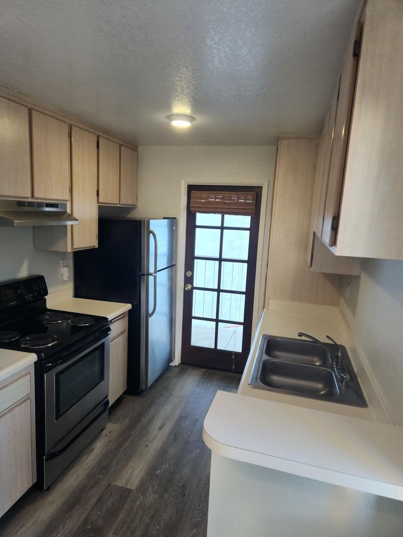 San Diego Apartment: 4136 Georgia Street
