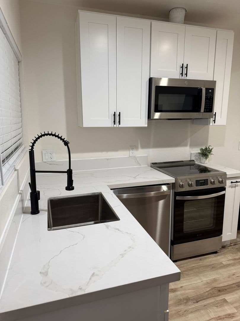San Diego Apartment: 2312-2318 Chatsworth Blvd